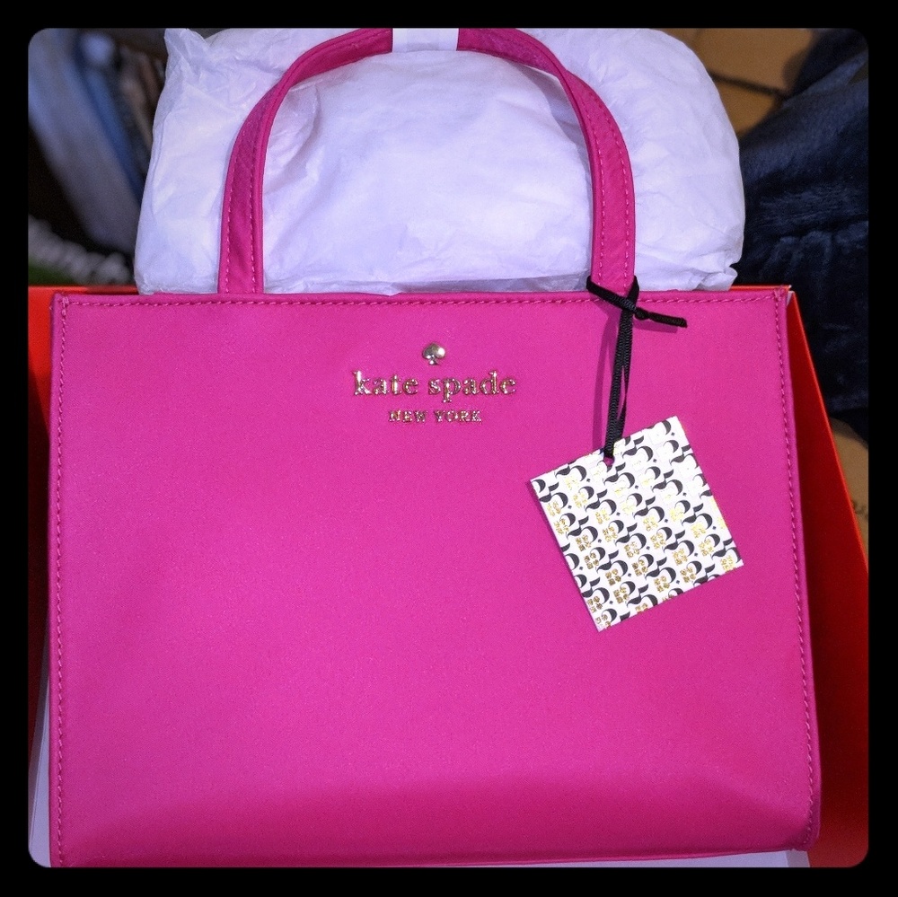 Adorable Kate Spade purse!
